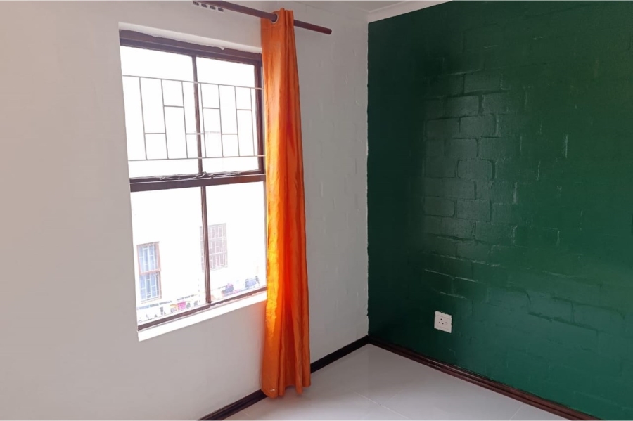 To Let 2 Bedroom Property for Rent in Parklands Western Cape